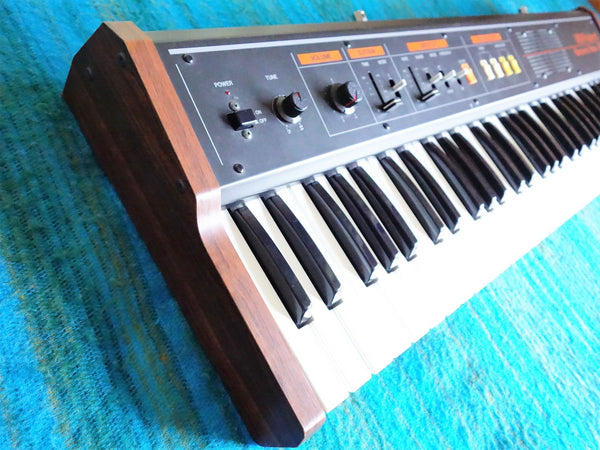 Roland EP-09 Electronic Piano - Early 80's Analog Synthesizer - I001