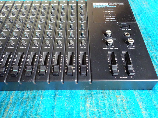 Boss BX-16 16 Channel Compact Stereo Mixer w/ AC Adapter - H169