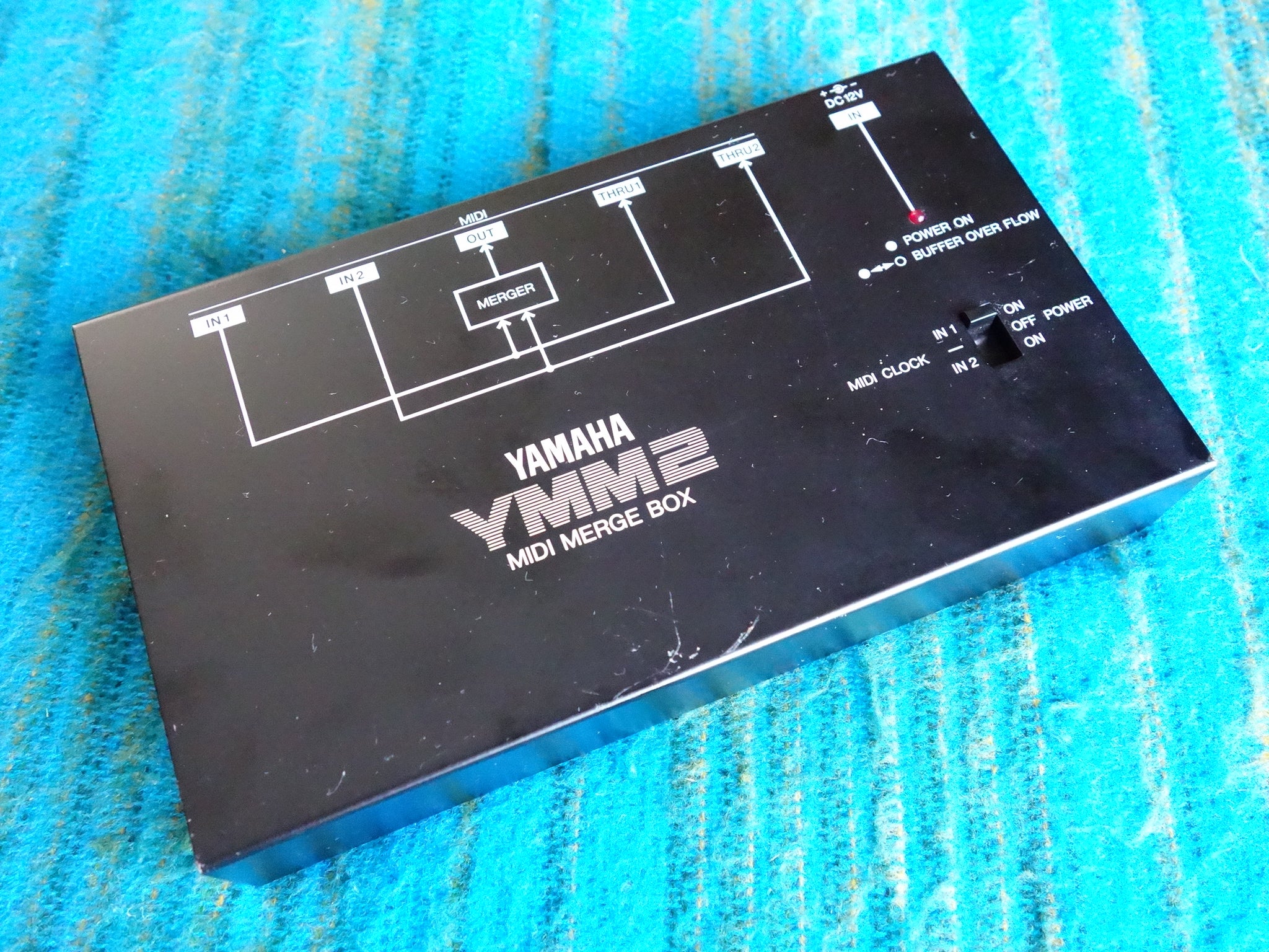 Yamaha YMM2 Midi Merge Box w/ AC Adapter - J051