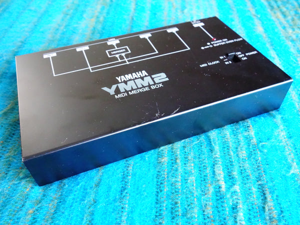Yamaha YMM2 Midi Merge Box w/ AC Adapter - J051