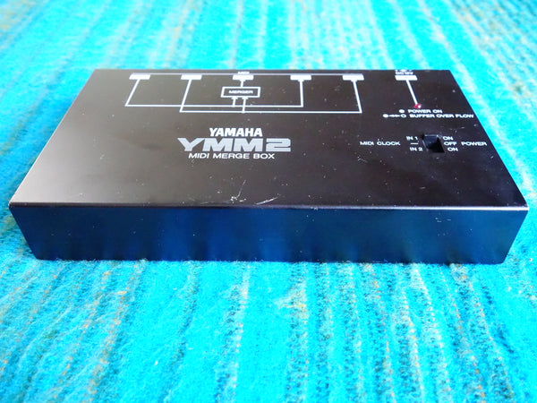 Yamaha YMM2 Midi Merge Box w/ AC Adapter - J051