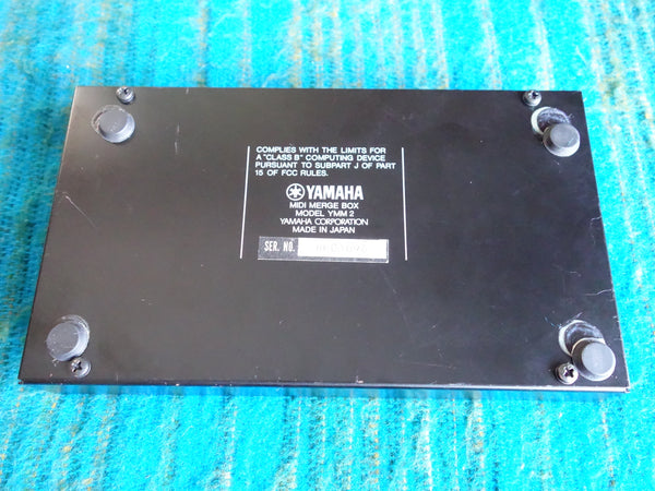 Yamaha YMM2 Midi Merge Box w/ AC Adapter - J051