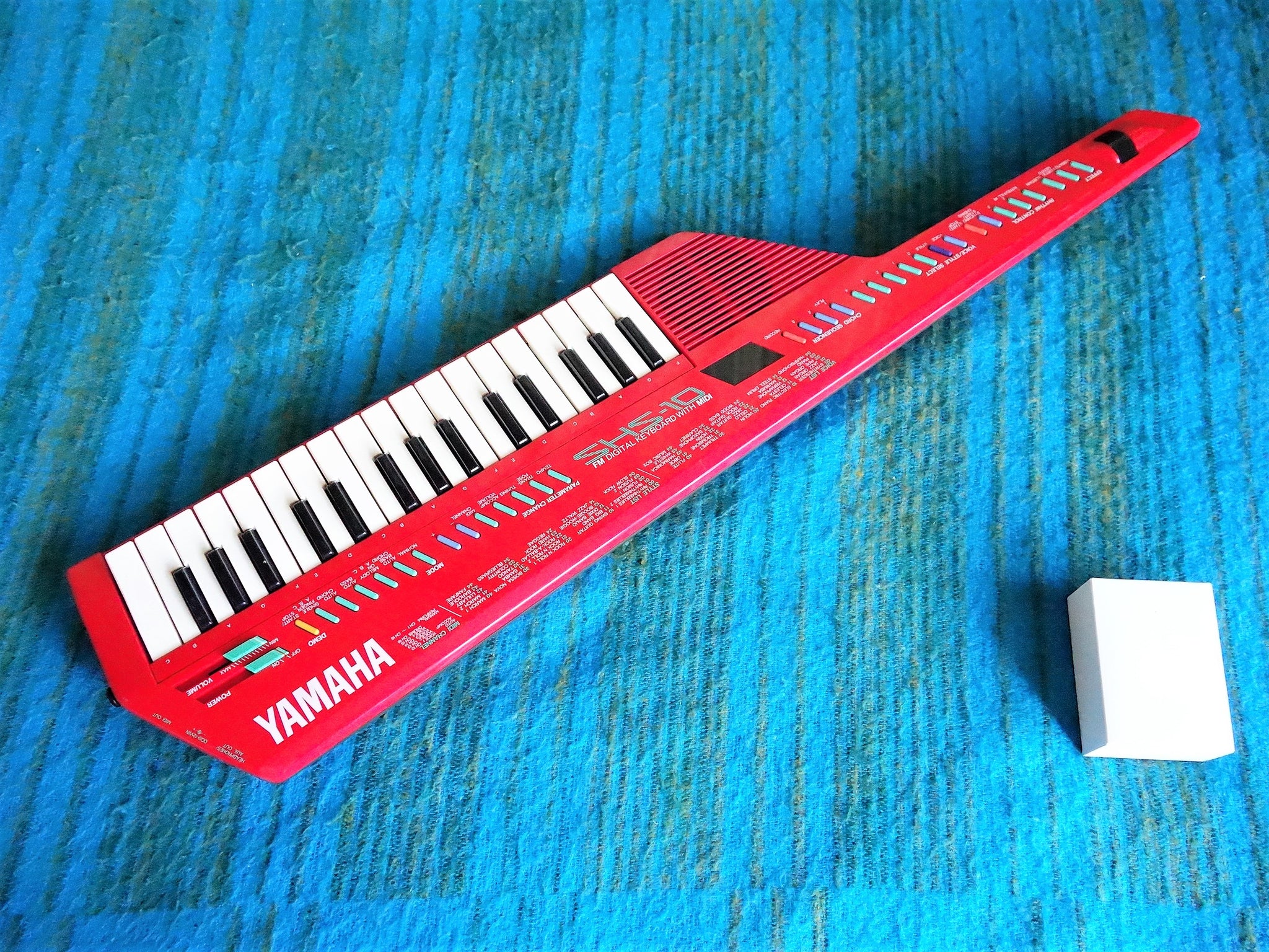 ヤマハ SHS-10 R Yamaha SHS-10R shoulder keyboard Shorkey RED w/Box accessory