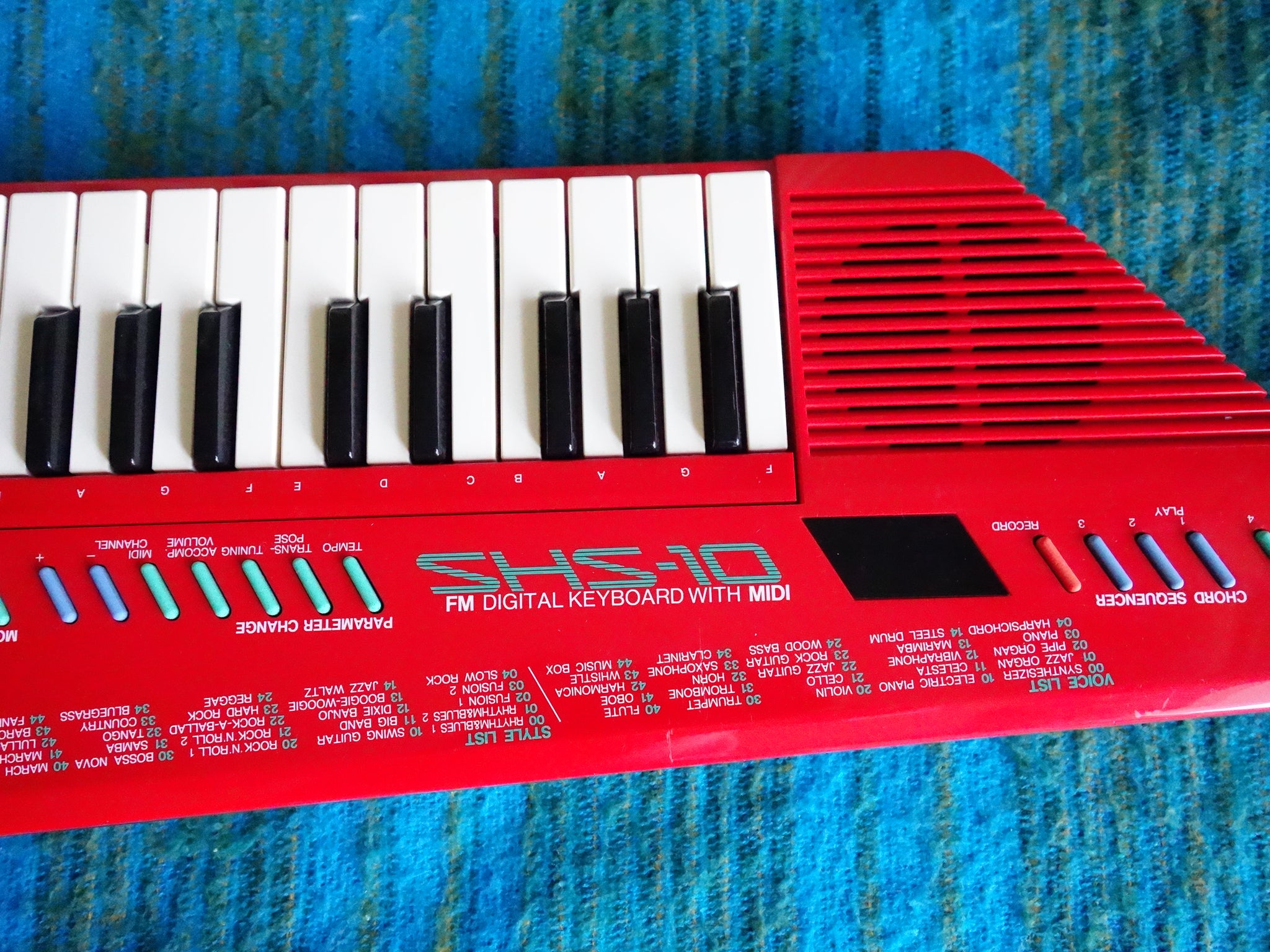 Yamaha SHS-10 FM Digital Synthesizer &frasl; Keytar SHS-10R w&frasl; AC
