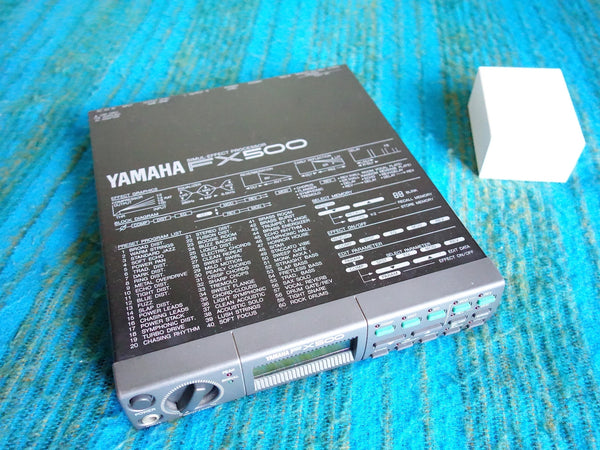 Yamaha FX500 Guitar Simul Effect Processor  w/ AC Adapter - H061