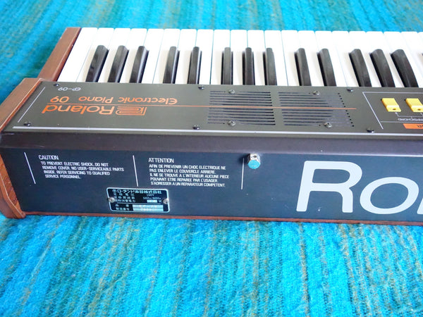 Roland EP-09 Electronic Piano - Early 80's Analog Synthesizer - I001
