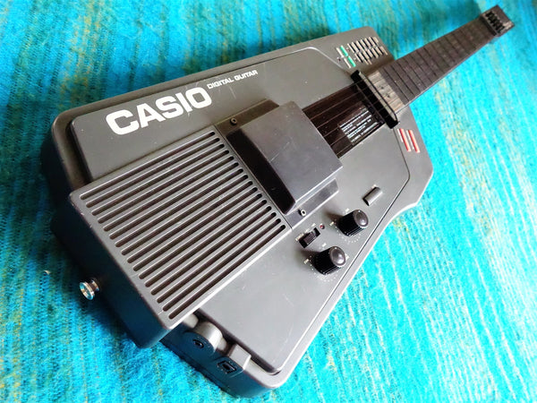 CASIO DG-1 Digital Guitar Synthesizer - Serviced - w/ AC Adapter - H094