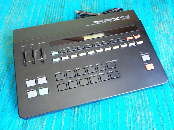 Yamaha RX15 Digital Rhythm Programmer / Drum Machine - I077