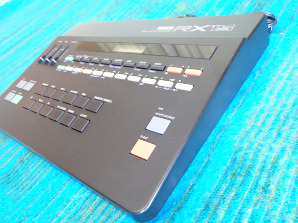 Yamaha RX15 Digital Rhythm Programmer / Drum Machine - I077