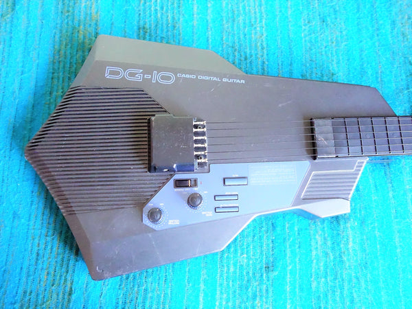 CASIO DG-10 Digital Guitar Synthesizer w/ AC Adapter - Serviced - H106