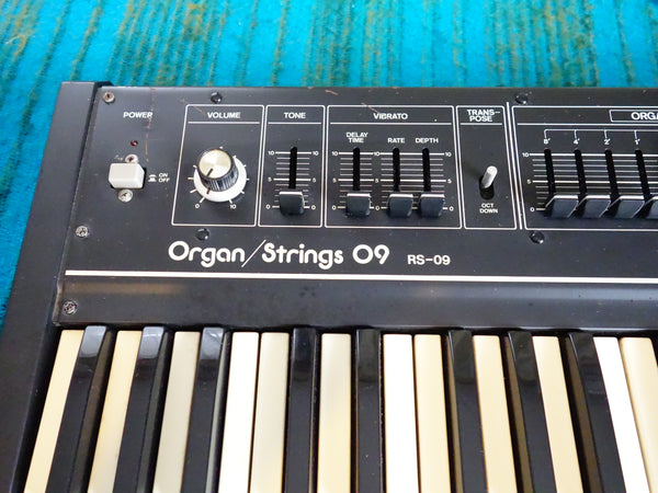 Roland RS-09 Organ / Strings Synthesizer - w/ Original Flight Case - H161