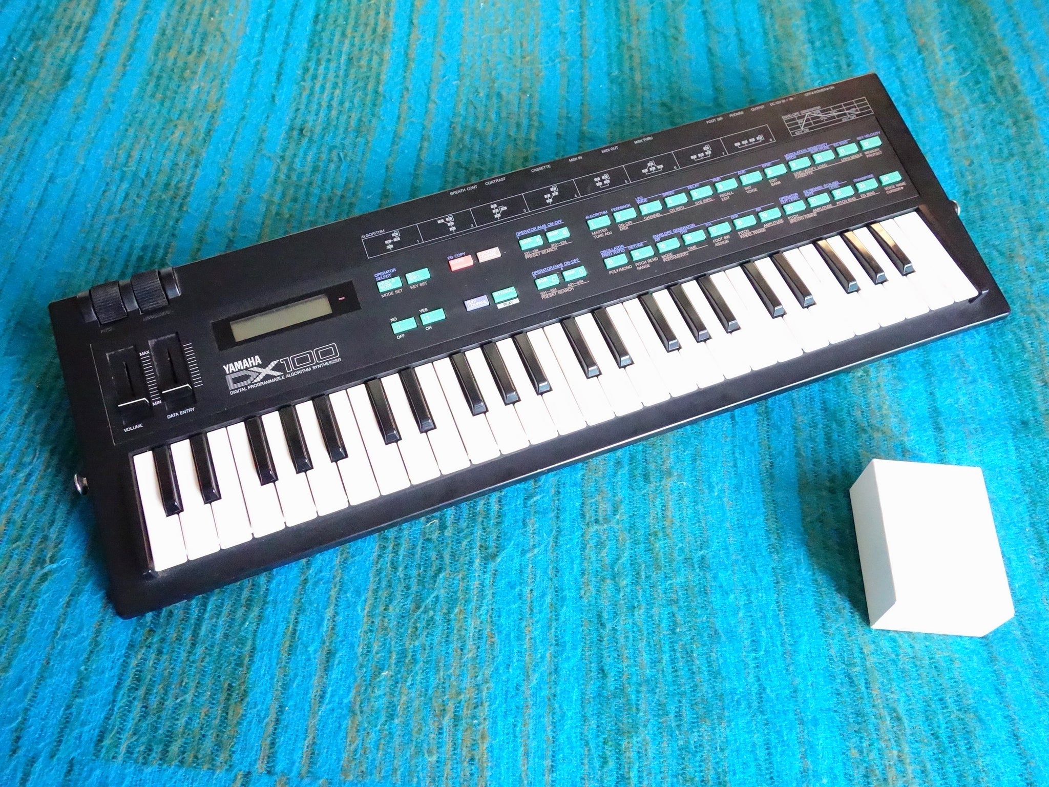 Yamaha DX100 Programmable Algorithm Synthesizer - 80's FM