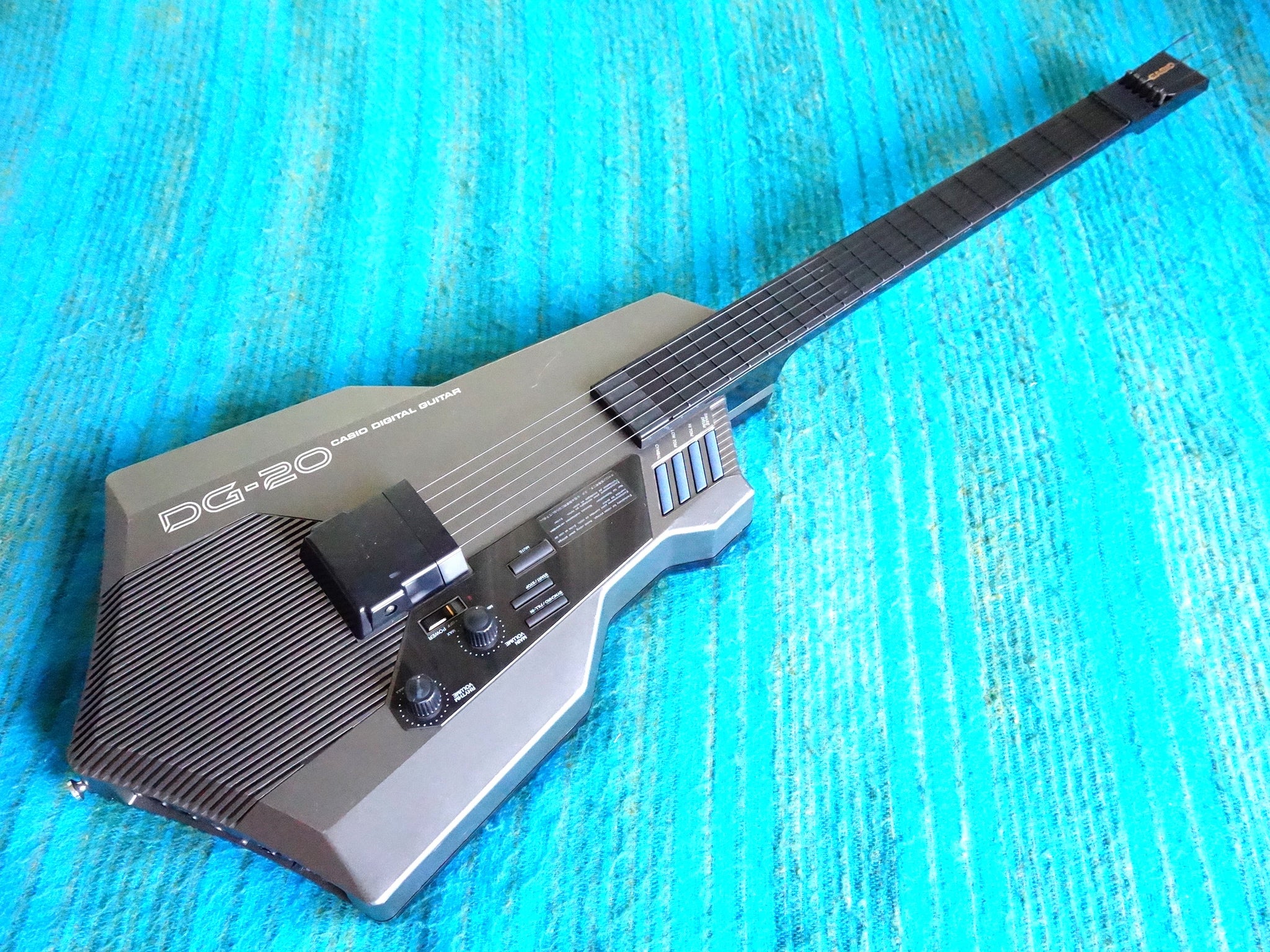 CASIO DG-20 Digital Guitar Synthesizer w/ Original Strap, Adapter