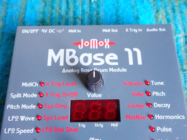 JoMox MBase 11 Bass Drum Module Generator  w/ Adapter - I047