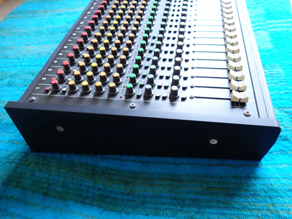 Tascam M-216 16 Channel Mixer - Serviced - I060