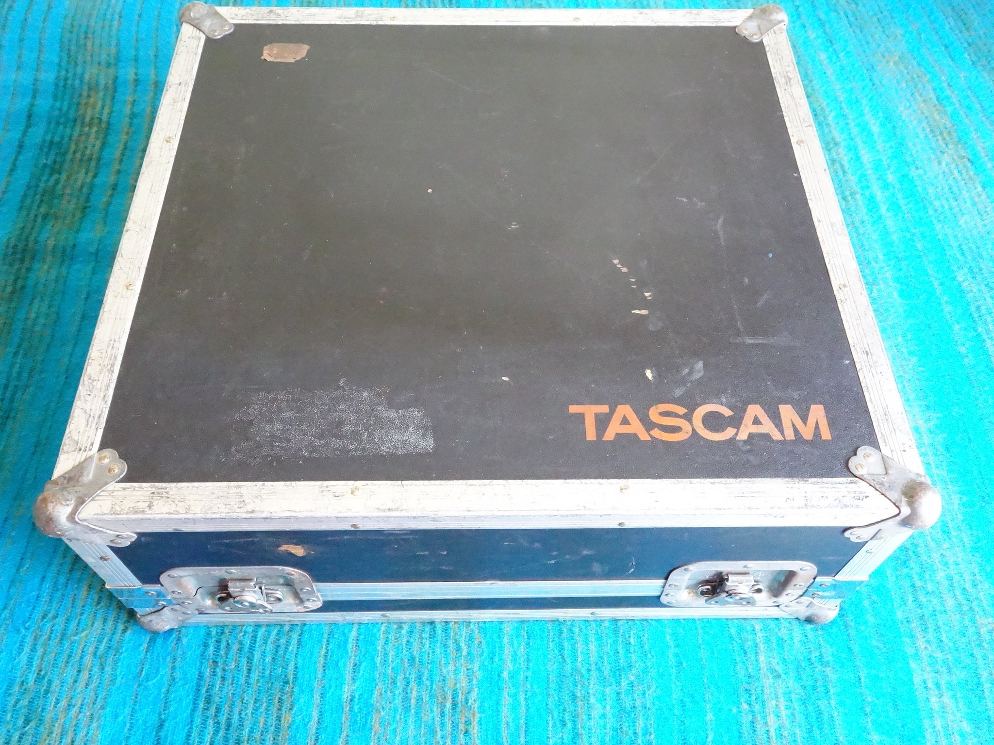 Tascam Original Flight Case for M-208 80's Analog Mixer - I066