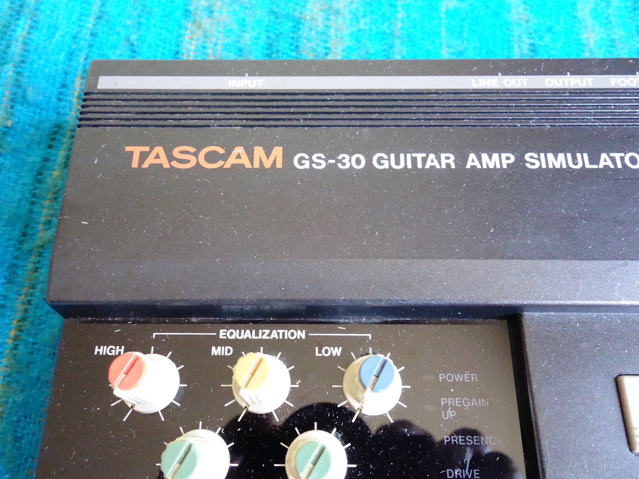Tascam GS-30 Guitar Amp Simulator - w/ AC Adapter - I058 Tascam GS-30 Guitar Amp Simulator - w/ AC Adapter - I058