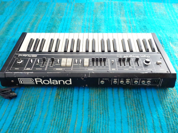 Roland RS-09 Organ / Strings Synthesizer - Serviced / Power Board Recapped - J005