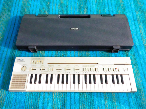 Yamaha PortaSound PC-100 Synthesizer - w/ Original Case, Adapter - J021