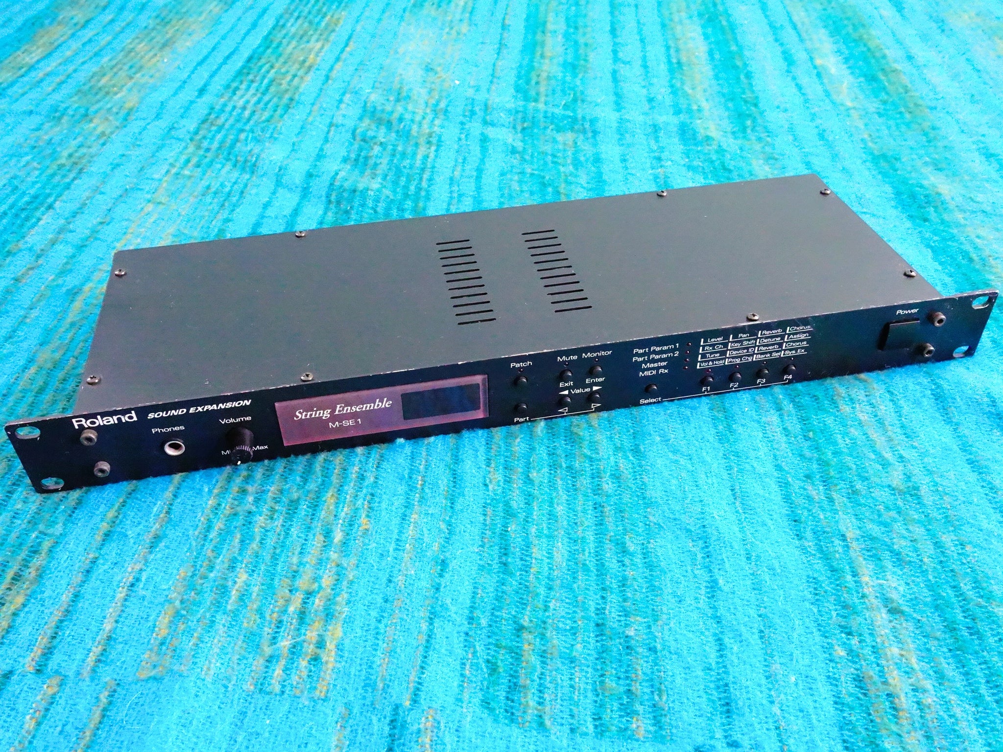 Roland M-SE1 String Ensamble Sound Expansion Synthesizer