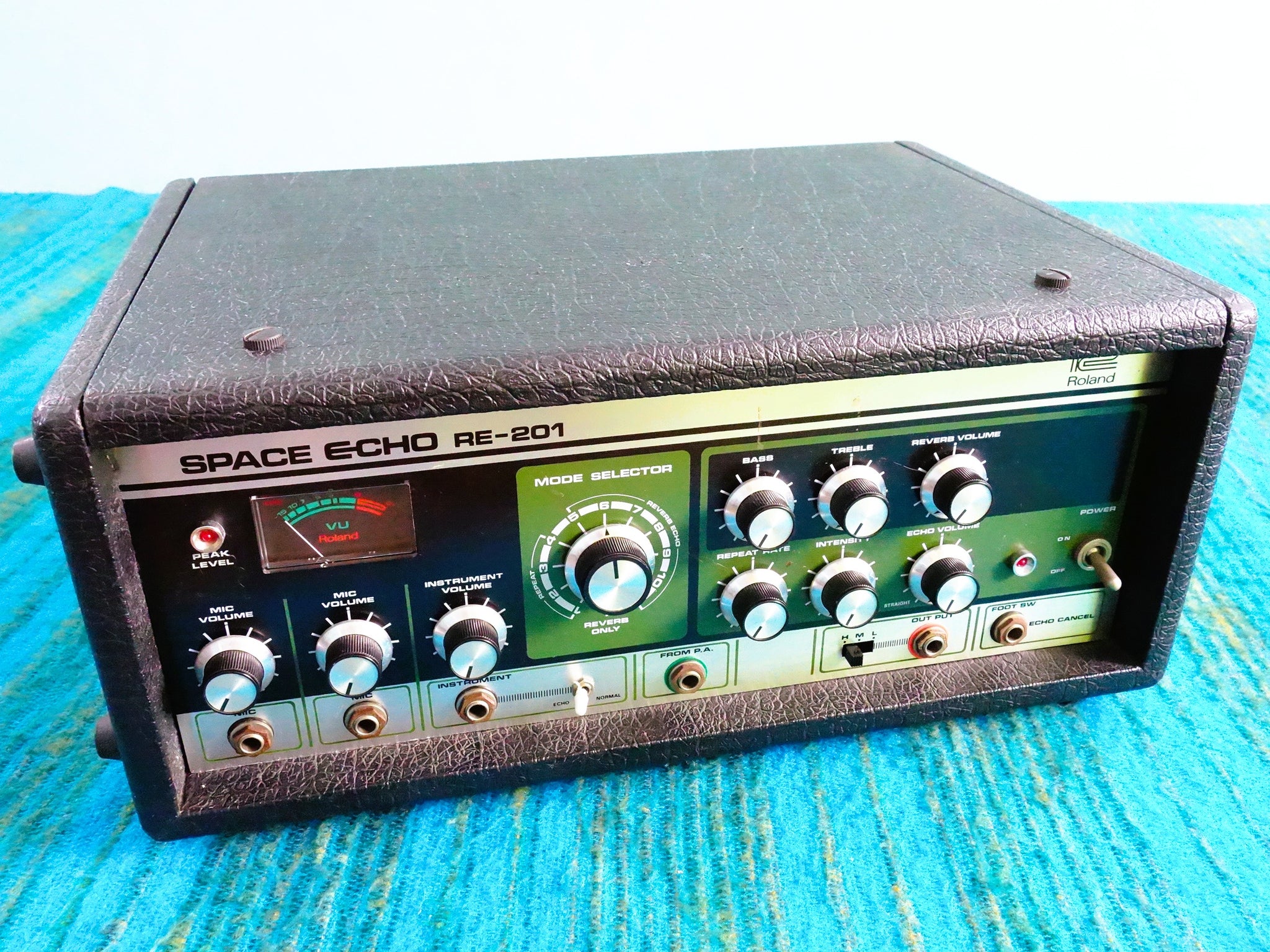 Roland RE-201 Space Echo - 1983 Latest Model - Serviced