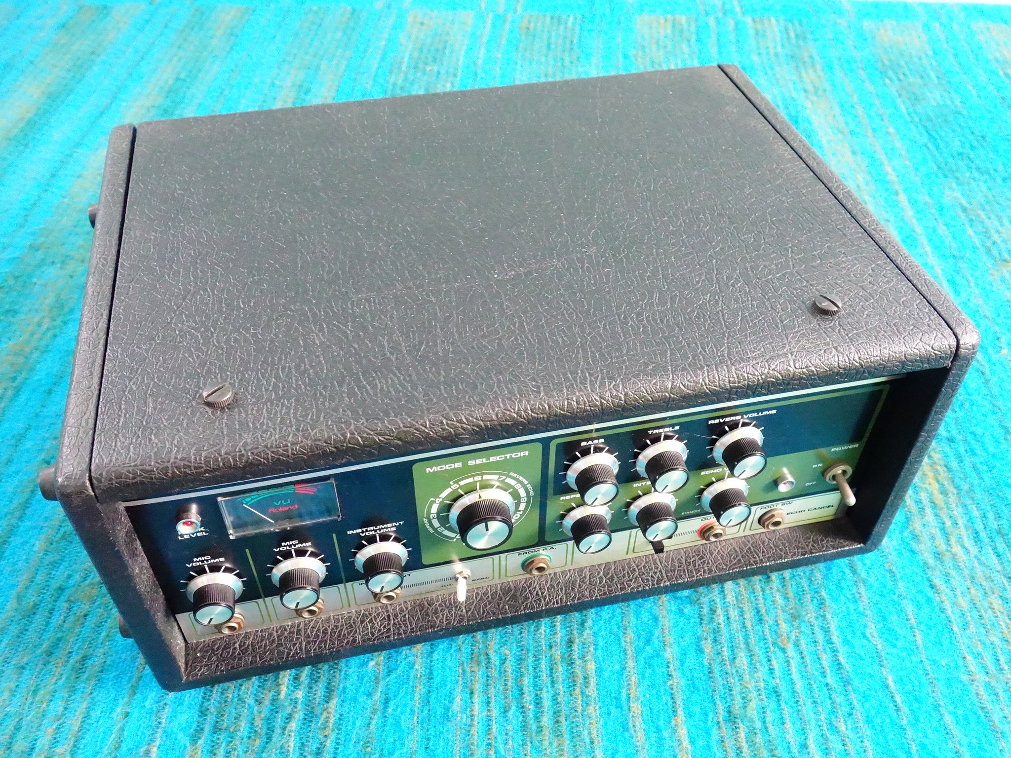 Roland RE-201 Space Echo - 1983 Latest Model - Serviced