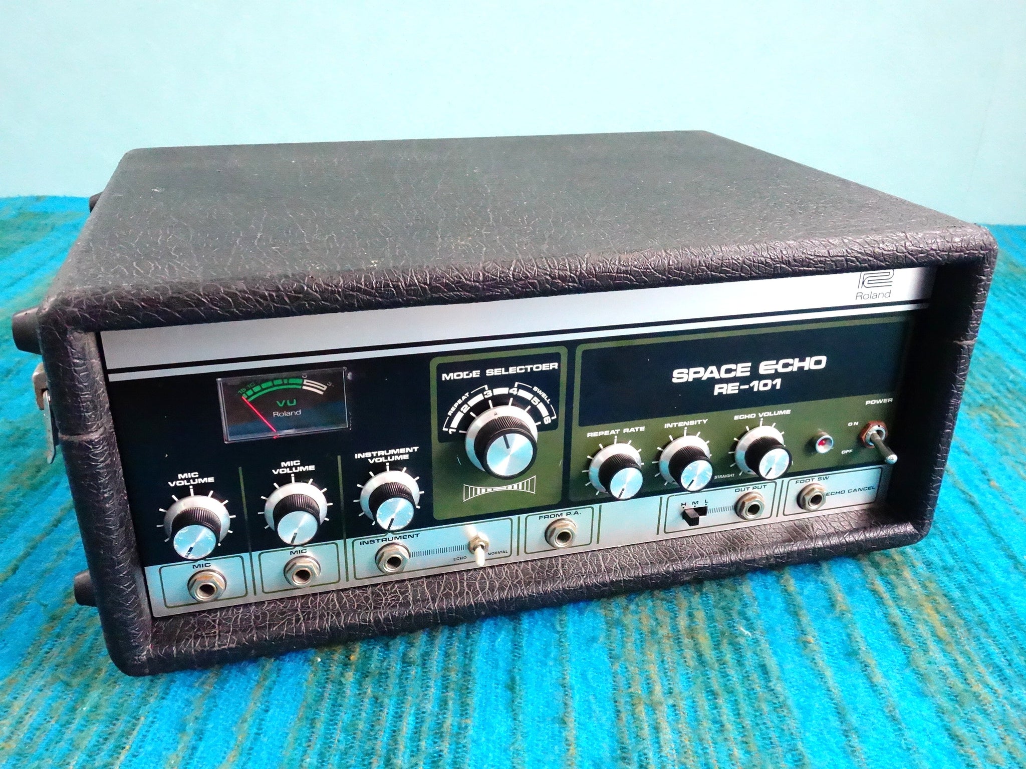 ローランドRoland SPACE ECHO RE-101 Roland RE-101 Space Echo | Reverb