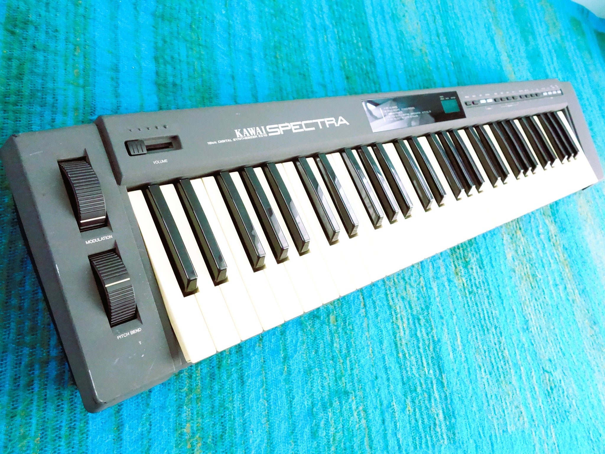 Kawai Spectra KC10 16bit Digital Synthesizer - Serviced - J045