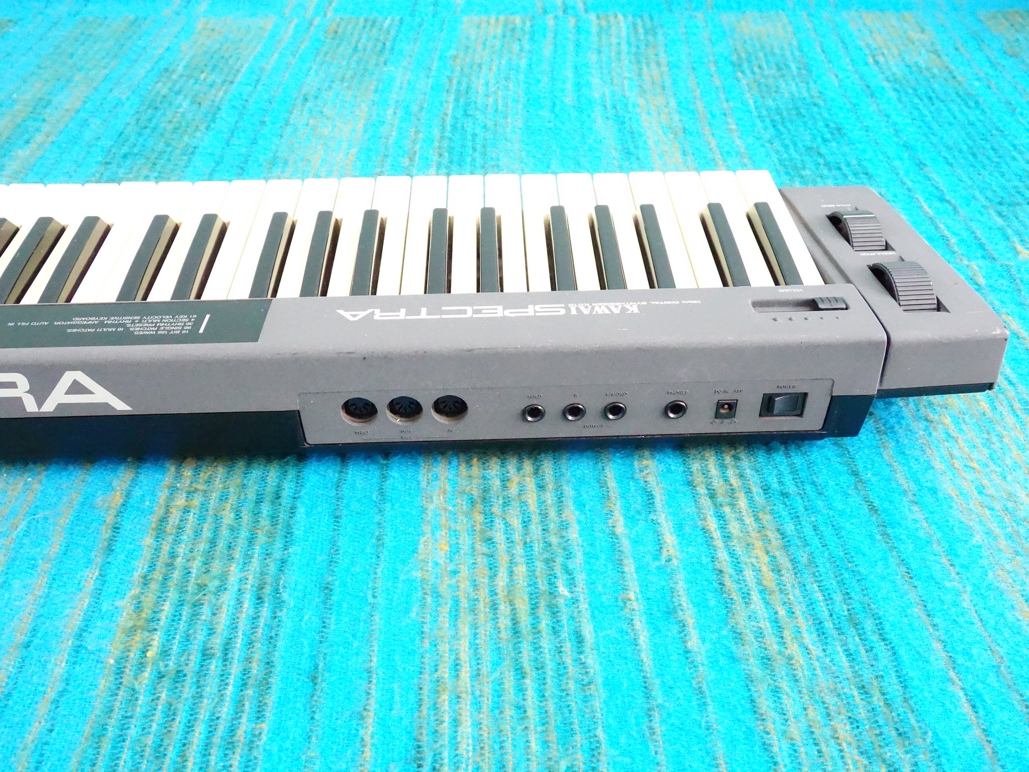 Kawai Spectra KC10 16bit Digital Synthesizer - Serviced - J045