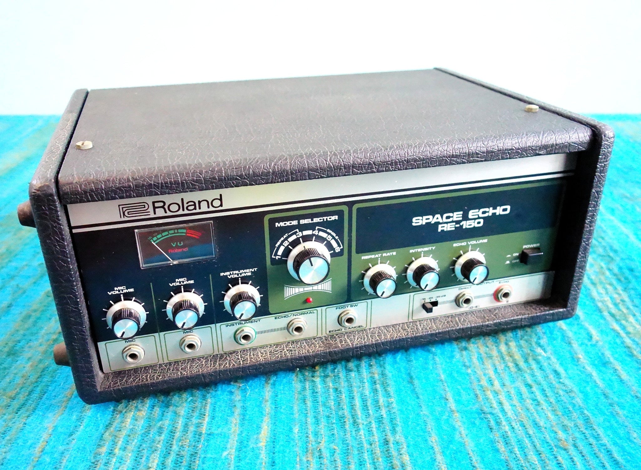 Roland RE-150 Space Echo - 1981 Model - Serviced / Recapped - J049