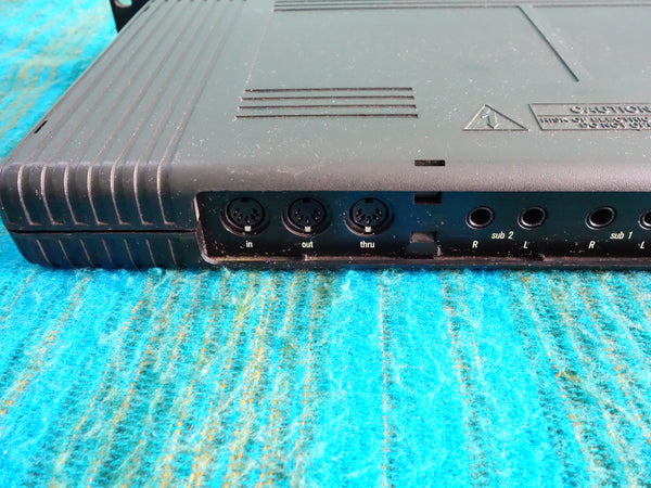 E-MU Pro/Cussion Maximum Percussion Module - 90's Drum Synth - J068