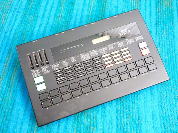 Yamaha RX7 Digital Rhythm Programmer - New Battery - J087