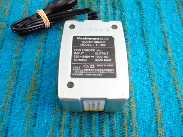 Kashimura TI-352 Step Down Transformer 220-240V to 100V 35w max - K005