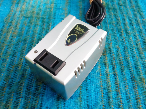 Kashimura TI-351 Step Down Transformer 110-130V to 100V 120w max - K006