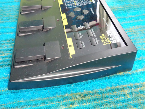 BOSS ME-6B Bass Multiple Effects w/ Adapter - 90's Pedal - K012