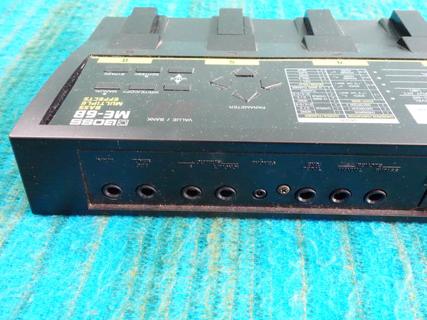 BOSS ME-6B Bass Multiple Effects w/ Adapter - 90's Pedal - K012