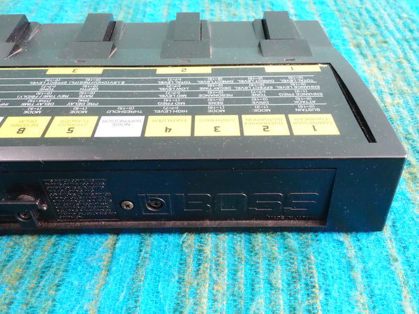 BOSS ME-6B Bass Multiple Effects w/ Adapter - 90's Pedal - K012
