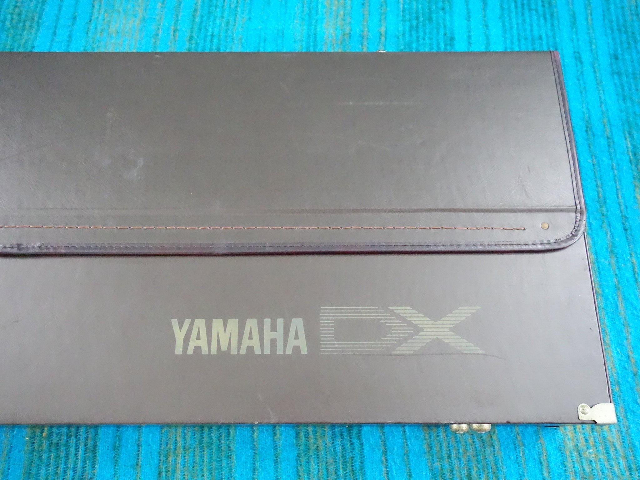 Yamaha DX7 Original Brown Leather Hard Case - K018 – SUBTOKYOSHOP
