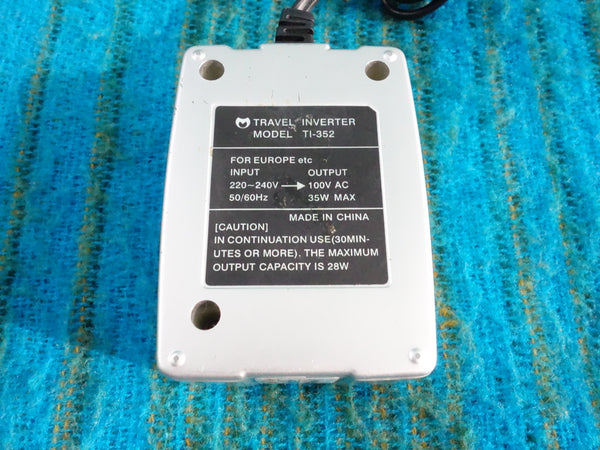 Kashimura TI-352 Step Down Transformer 220-240V to 100V 35w max - K022