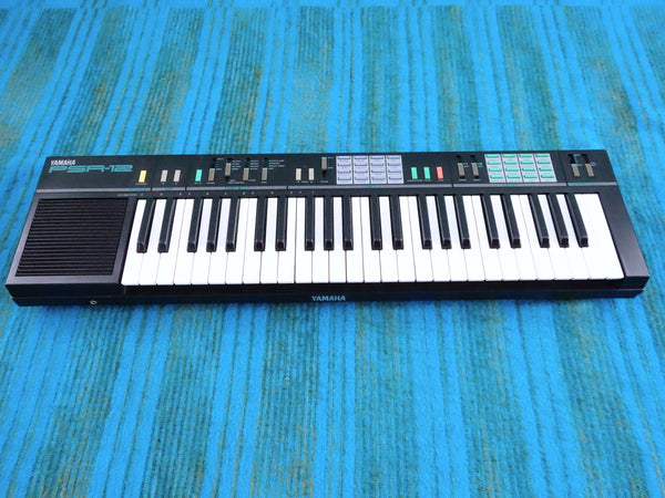 Yamaha PSR-12 Portatone FM Synthesizer - K026