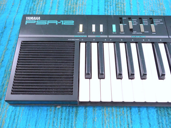 Yamaha PSR-12 Portatone FM Synthesizer - K026