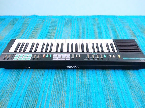 Yamaha PSR-12 Portatone FM Synthesizer - K026