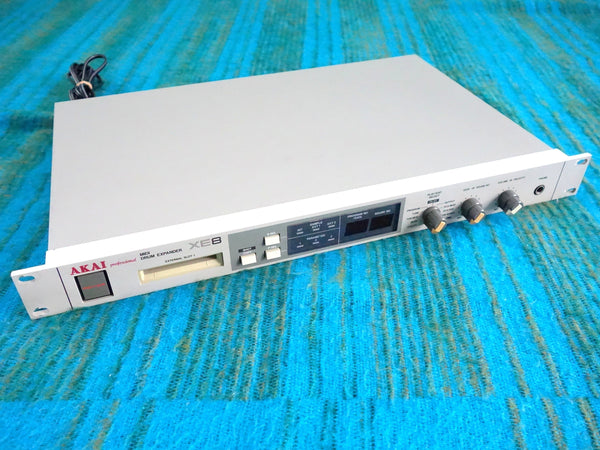 Akai professional XE8 MIDI Drum Expander Module - K030