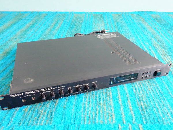 Roland RE-3 Digital Space Echo - Serviced / Recapped - K037