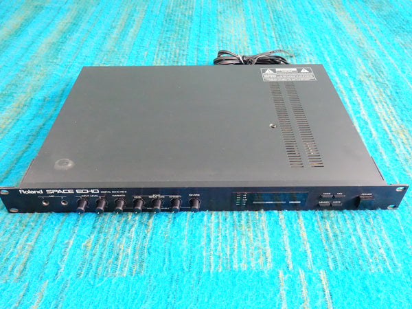 Roland RE-3 Digital Space Echo - Serviced / Recapped - K037