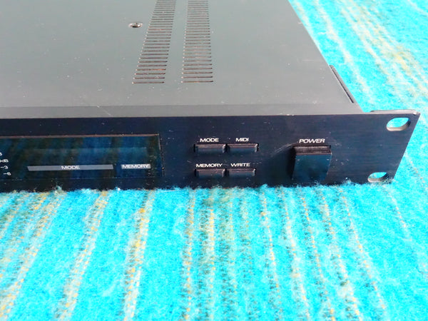 Roland RE-3 Digital Space Echo - Serviced / Recapped - K037