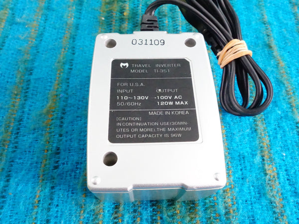 Kashimura TI-351 Step Down Transformer 110-130V to 100V 120w max - K033