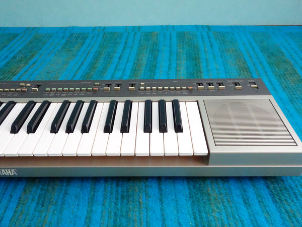 Yamaha PS-55 PortaSound Synthesizer - w/ Original Case, Adapter - K042