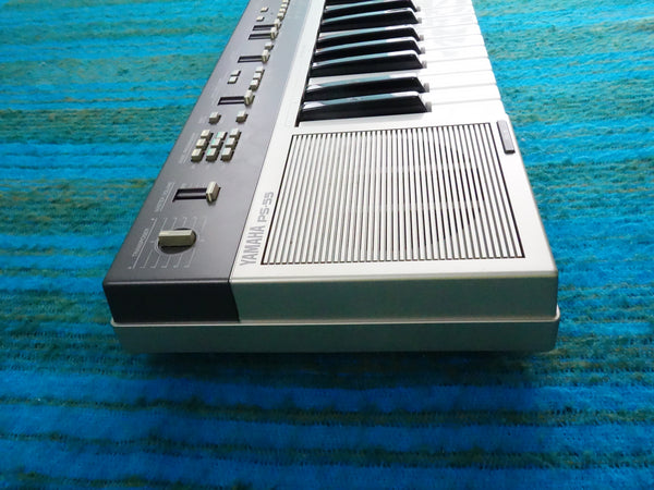 Yamaha PS-55 PortaSound Synthesizer - w/ Original Case, Adapter - K042