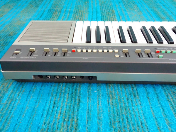 Yamaha PS-55 PortaSound Synthesizer - w/ Original Case, Adapter - K042